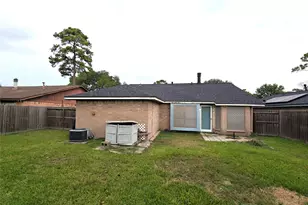 10906 Maple Rock Dr, Humble, TX 77396 - Photo 23