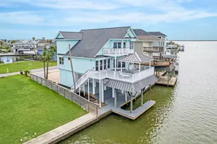 1322 Outrigger, Tiki Island, TX 77554 - Photo 5