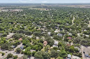 514 S Main St, Lockhart, TX 78644 - Photo 31
