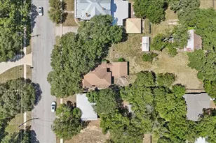 514 S Main St, Lockhart, TX 78644 - Photo 35