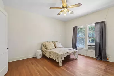 514 S Main Street, Lockhart, TX 78644 - Photo 17