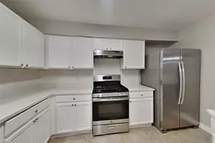 17534 S Summit Canyon Dr, Houston, TX 77095 - Photo 5