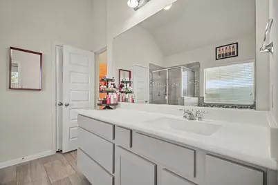 14219 Rim Side Trail, Houston, TX 77045 - Photo 11