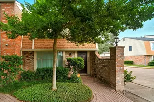 6430 Olympia Dr, Houston, TX 77057 - Photo 1