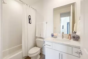 3306 W 12th St, Houston, TX 77008 - Photo 23