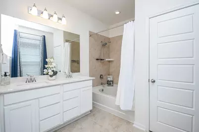 3043 Kastania Lane, Fresno, TX 77545 - Photo 15