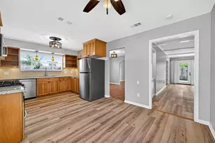 2107 Briargreen Dr, Houston, TX 77077 - Photo 7