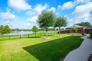 8218 Silent River Dr, Richmond, TX 77406 - Photo 9