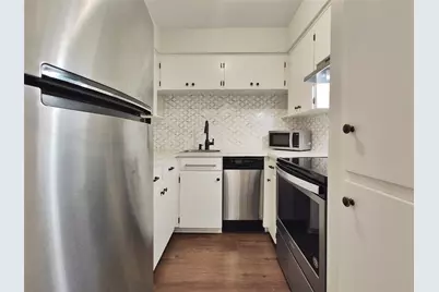 600 19th Street #20, Galveston, TX 77550 - Photo 7