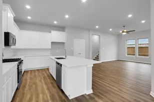 149 Angelina Trl, Dayton, TX 77535 - Photo 15