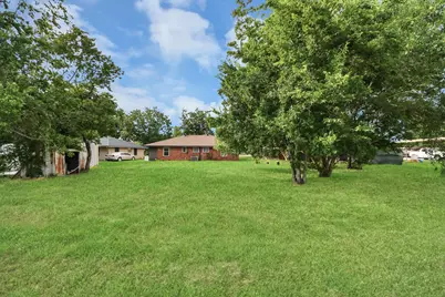 1907 Marguerite Lane, Pasadena, TX 77502 - Photo 3