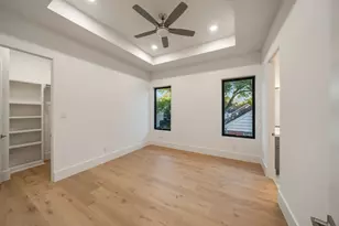 2538 Addison Rd, Houston, TX 77030 - Photo 45