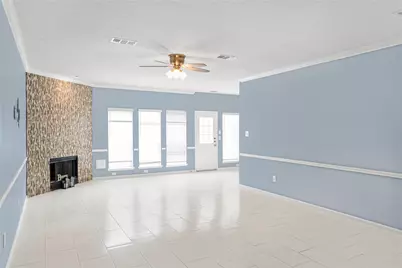 1405 El Camino Village Drive, Webster, TX 77058 - Photo 5