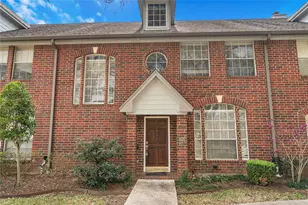 1405 El Camino Village Dr, Webster, TX 77058 - Photo 1