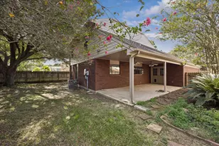6915 Redwood Falls Dr, Pasadena, TX 77505 - Photo 3