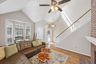 6915 Redwood Falls Dr, Pasadena, TX 77505 - Photo 9