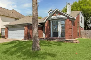 6915 Redwood Falls Dr, Pasadena, TX 77505 - Photo 1