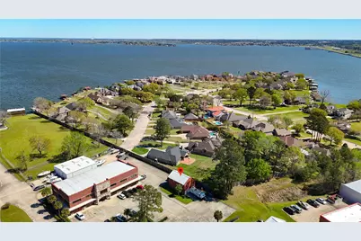 90 Beach Walk Boulevard, Conroe, TX 77304 - Photo 9