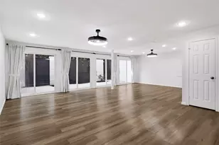 7 Briar Dale Ct, Houston, TX 77027 - Photo 9