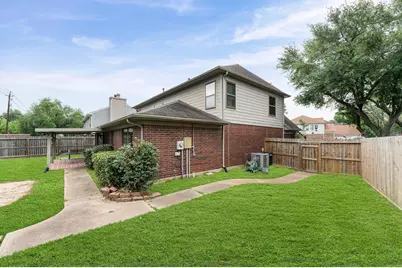 10822 Spruce Drive S, La Porte, TX 77571 - Photo 33