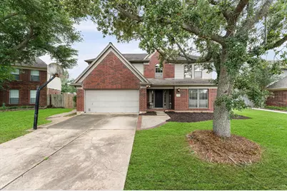 10822 Spruce Drive S, La Porte, TX 77571 - Photo 3