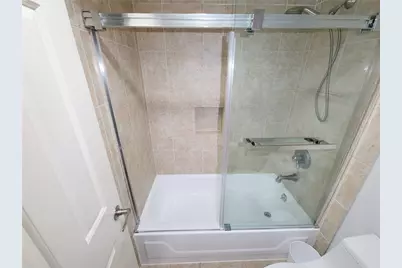 3525 Sage Road #303, Houston, TX 77056 - Photo 31