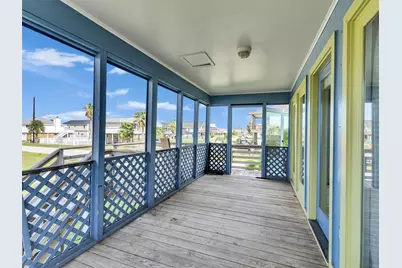 4038 Panola Drive, Galveston, TX 77554 - Photo 7