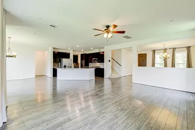 15623 Hanover Breeze Lane, Houston, TX 77044 - Photo 9