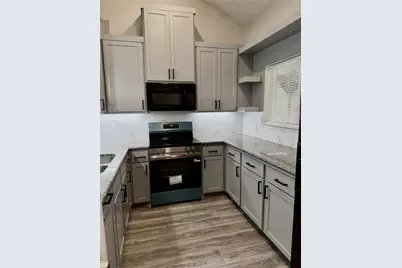 3826 Quiet Place Drive, Houston, TX 77082 - Photo 3