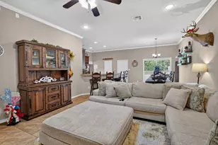 4001 Golden Eagle Dr, Bryan, TX 77808 - Photo 5