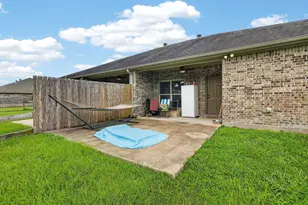 4001 Golden Eagle Dr, Bryan, TX 77808 - Photo 13