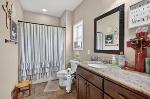 4001 Golden Eagle Dr, Bryan, TX 77808 - Photo 9