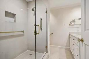 3711 San Felipe St, Houston, TX 77027 - Photo 15