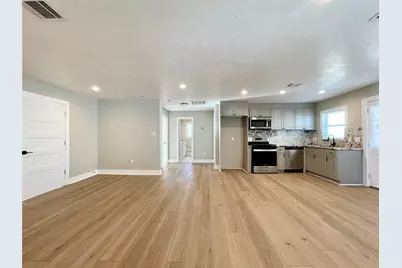 4504 Kingsbury Street, Houston, TX 77021 - Photo 5