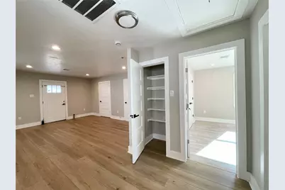 4504 Kingsbury Street, Houston, TX 77021 - Photo 13