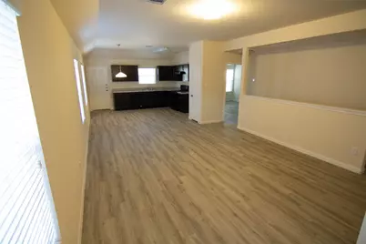 154 Spring Meadows Circle, Willis, TX 77378 - Photo 5