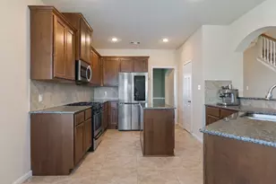 3212 Birkhill Ct, Bay City, TX 77414 - Photo 7