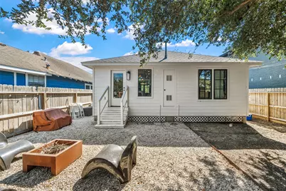 805 E 36th Street, Houston, TX 77022 - Photo 21