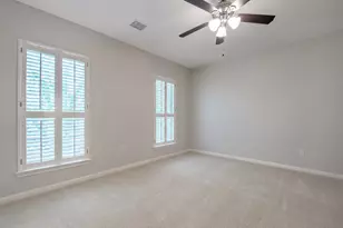 1303 Red Oak Ct, Sugar Land, TX 77479 - Photo 21