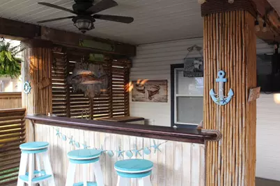 4 N Curlew Street, La Marque, TX 77568 - Photo 1