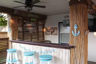 4 N Curlew St, La Marque, TX 77568 - Photo 1