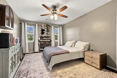1834 Bayou Breeze Drive, Baytown, TX 77523 - Photo 19