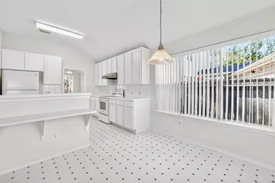 2127 Madewood Drive, Missouri City, TX 77459 - Photo 9