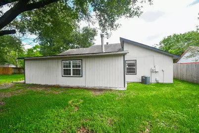 2406 Blue Mist Court, Sugar Land, TX 77498 - Photo 31