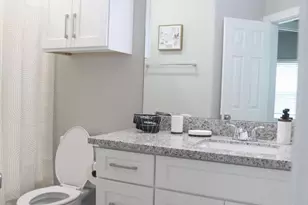 6834 Westover St, Houston, TX 77087 - Photo 9