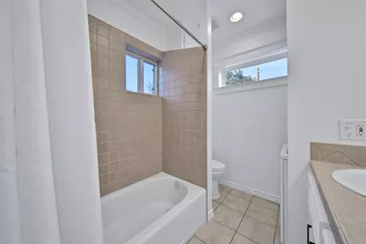 520 W 15th Street, Houston, TX 77008 - Photo 17