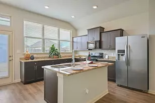 2004 Shimla Dr, Bryan, TX 77807 - Photo 5