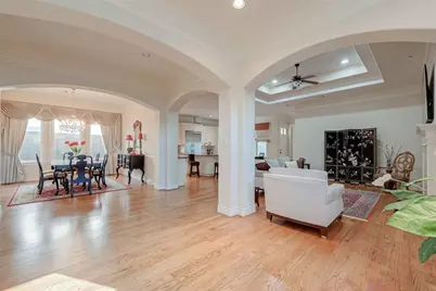 4623 Laurel Street, Bellaire, TX 77401 - Photo 5