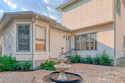 4623 Laurel Street, Bellaire, TX 77401 - Photo 37
