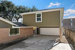 1907 Dellore Ln, League City, TX 77573 - Photo 33